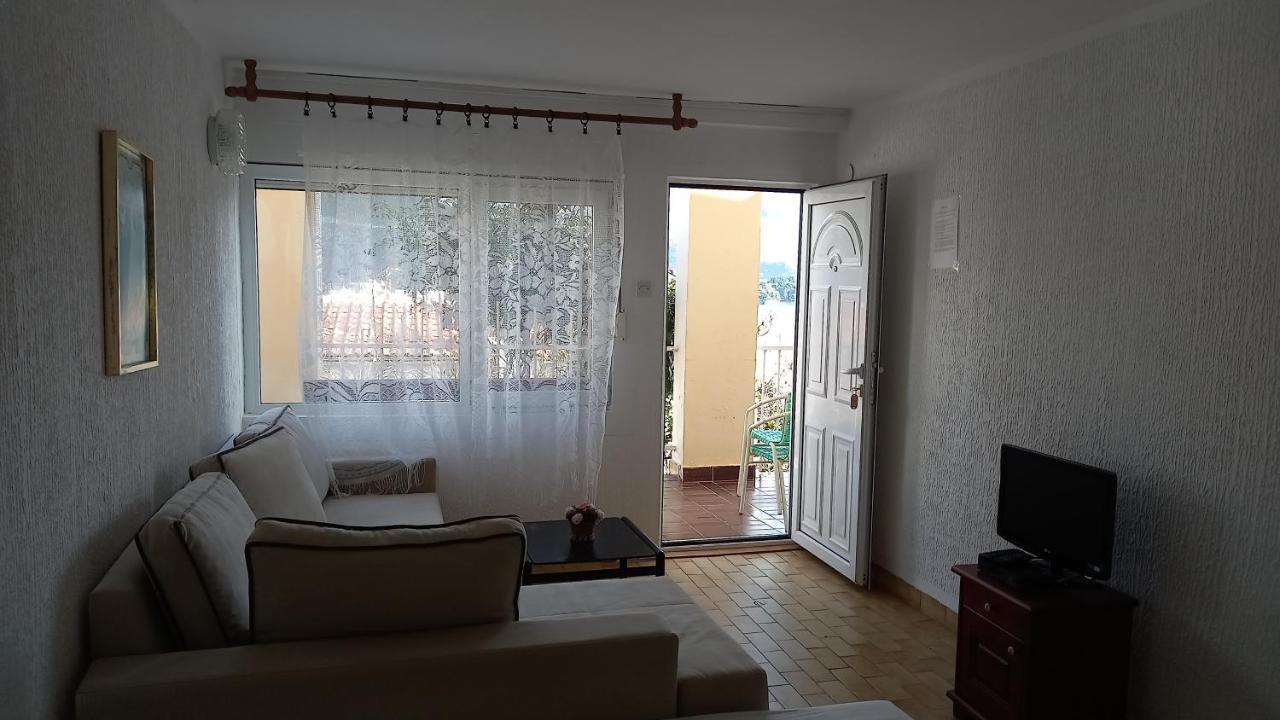 Apartments Ana บุดวา ภายนอก รูปภาพ