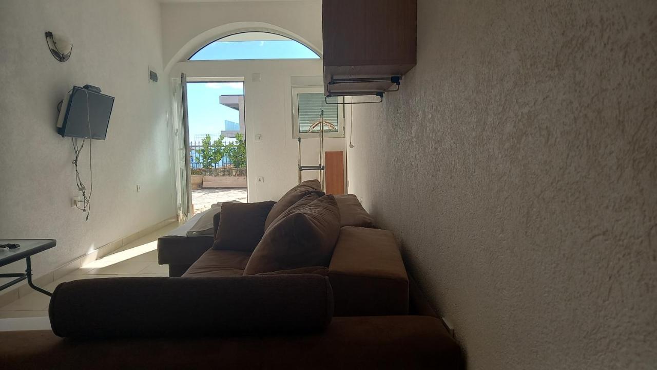 Apartments Ana บุดวา ภายนอก รูปภาพ
