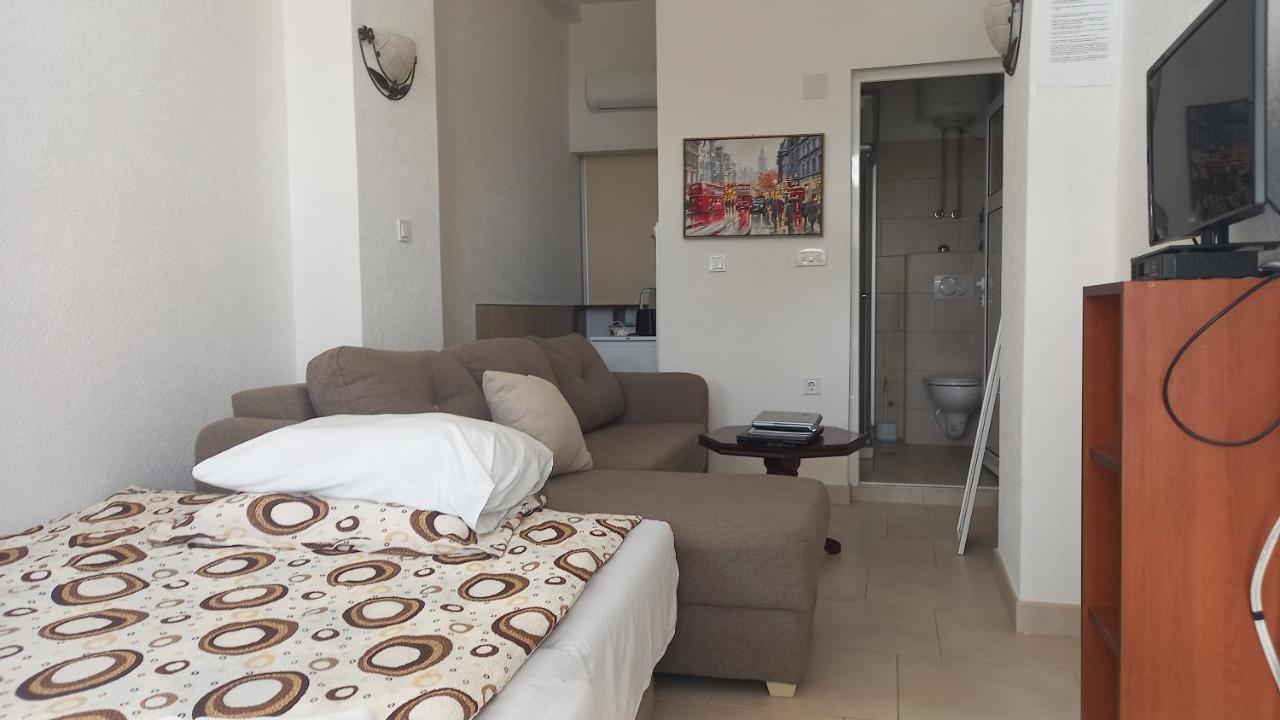 Apartments Ana บุดวา ภายนอก รูปภาพ
